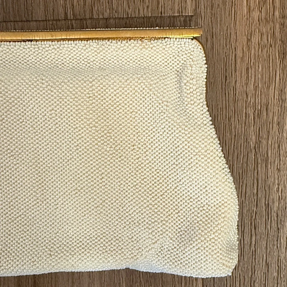 Vntg magid hand beaded made in France Cream wedding Clutch with Gold Trim
